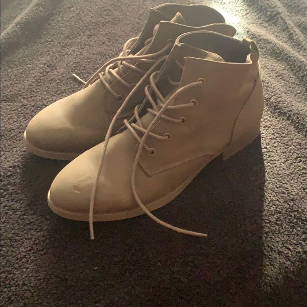 Ankle boots, never worn.